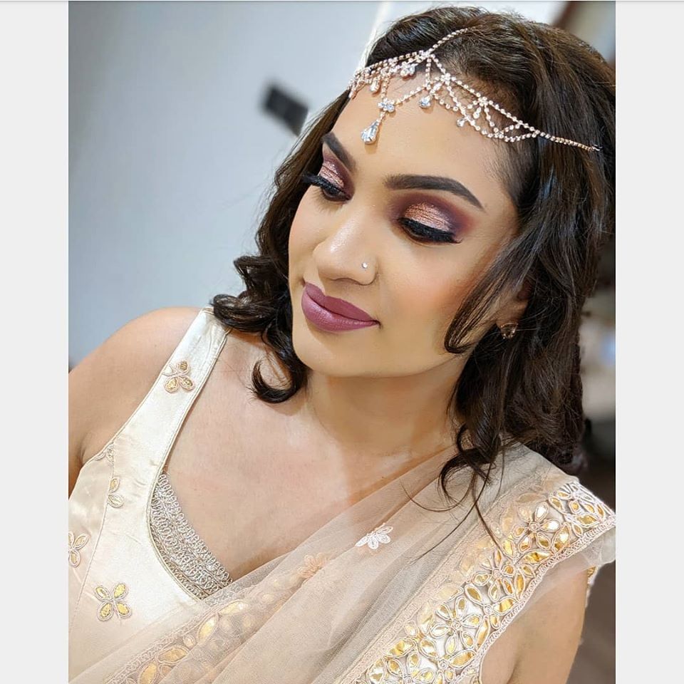 The Best Bridal Makeup Courses in Bengaluru is Here ! Enrol Now.